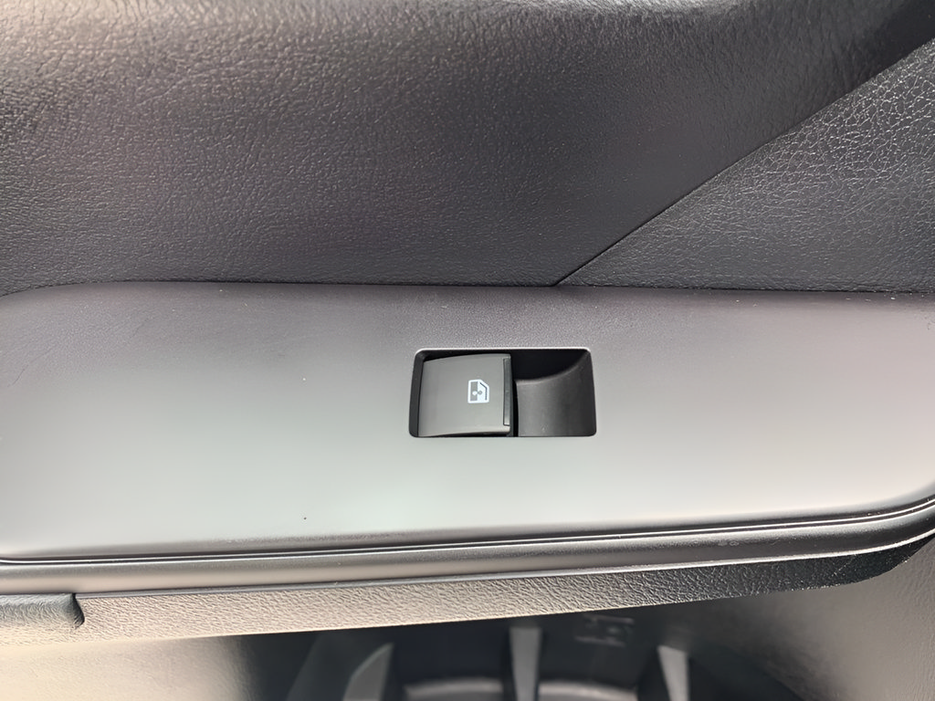 Used 2017 Toyota Camry SE FWD image 44