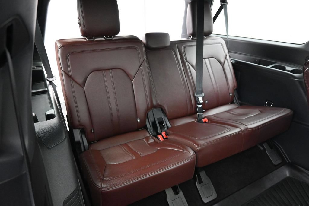 Used 2022 Ford Expedition Max Limited AWD/4WD image 33