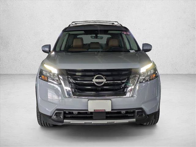 Used 2023 Nissan Pathfinder Platinum w/ Cargo Package FWD image 2