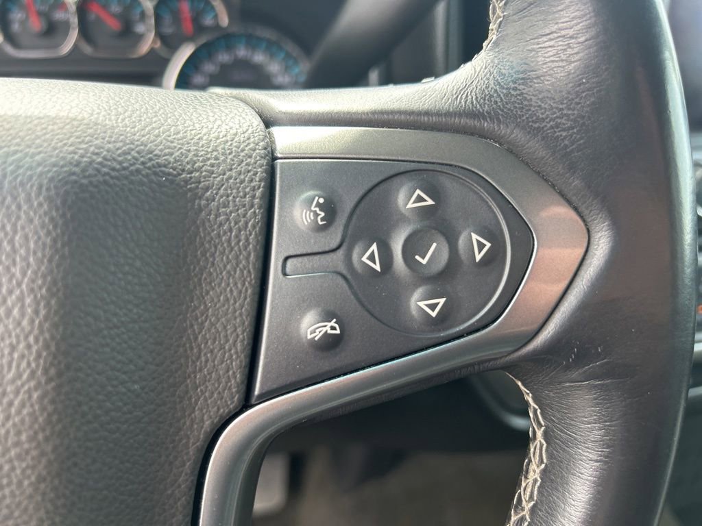 Used 2017 Chevrolet Silverado 1500 LT AWD/4WD image 23