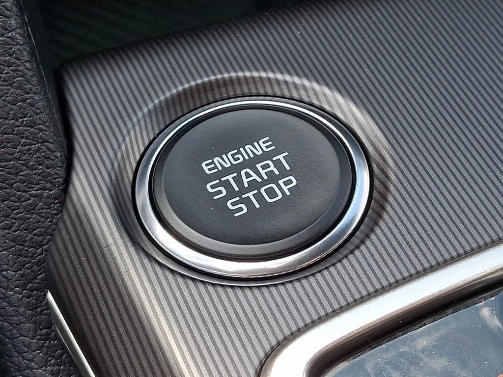 Used 2026 Kia Sportage EX w/ EX Panorama Roof Package image 25