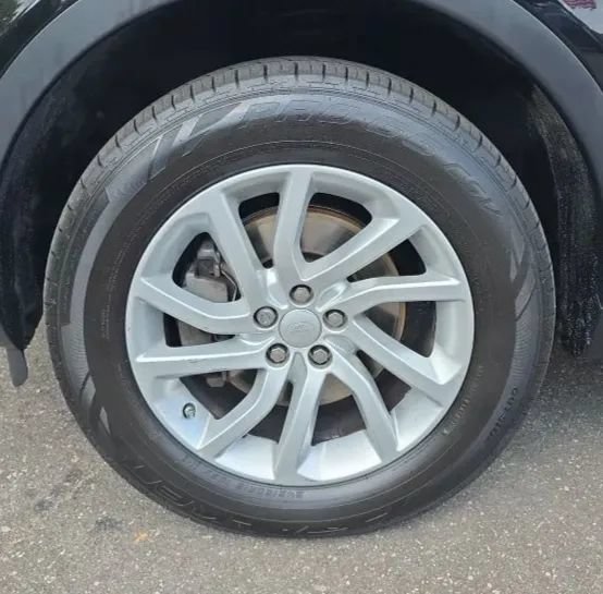 Used 2019 Land Rover Discovery Sport HSE AWD/4WD image 56