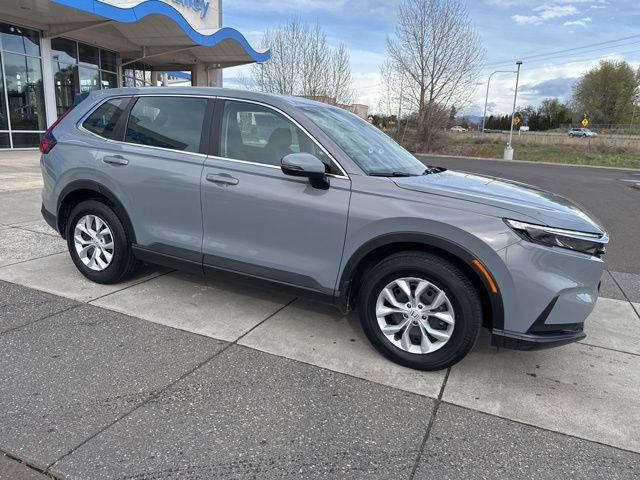 Used 2023 Honda CR-V LX image 2