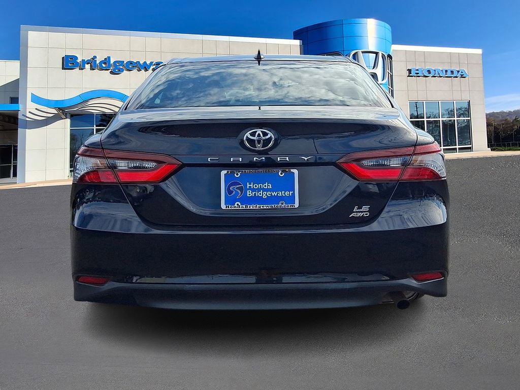 Used 2023 Toyota Camry LE image 5
