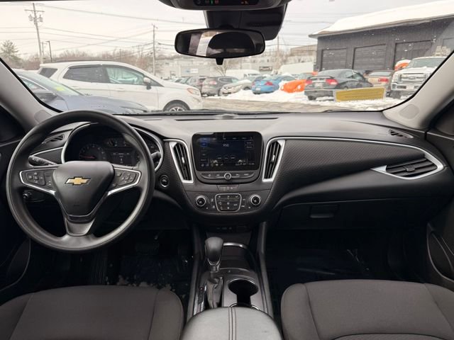 Used 2024 Chevrolet Malibu LT FWD image 18
