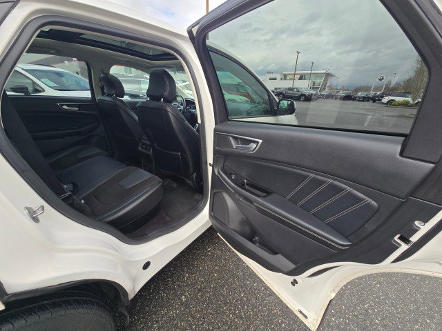 Used 2015 Ford Edge Sport image 14