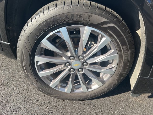 Used 2023 Chevrolet Traverse Premier image 10