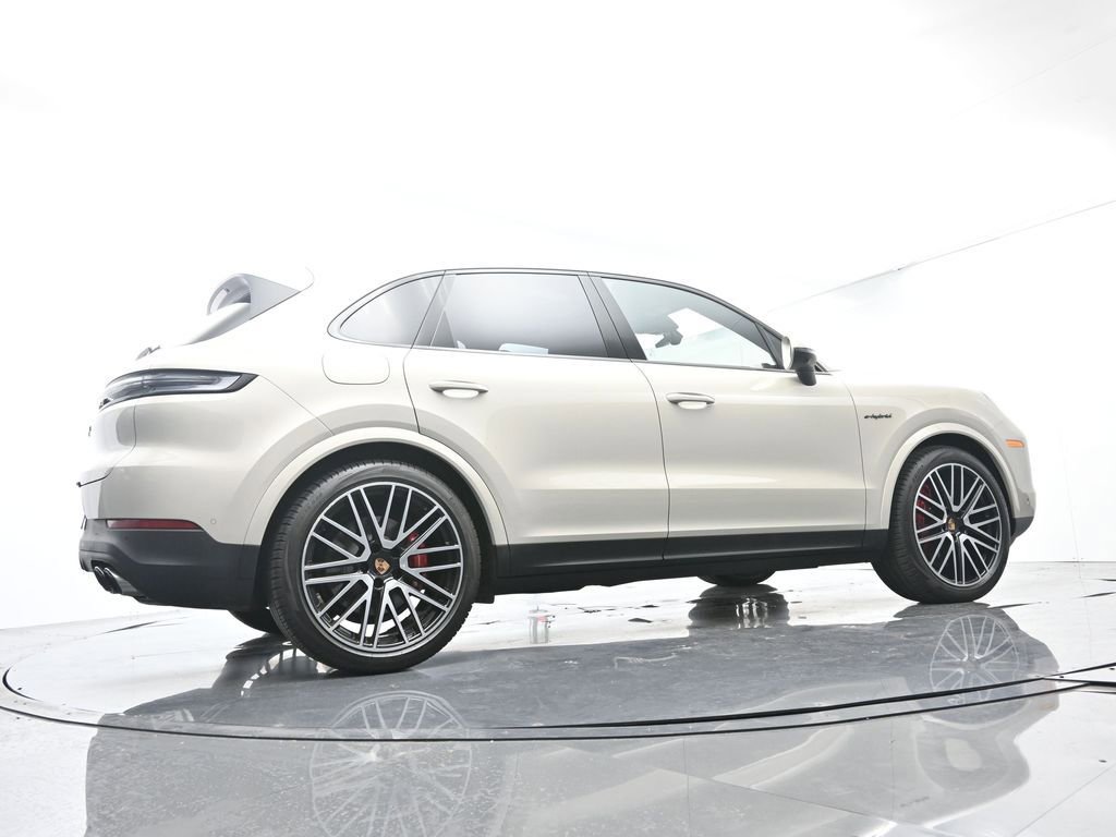 Certified 2026 Porsche Cayenne S AWD/4WD image 53
