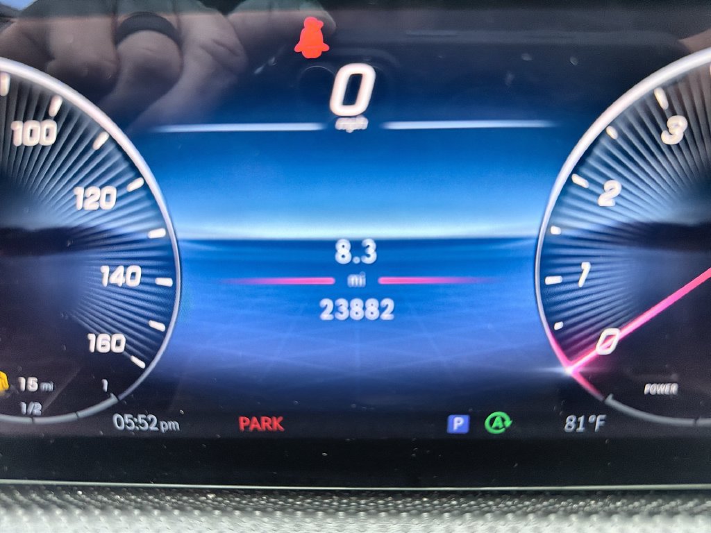 Used 2025 Mercedes-Benz CLA 250 4MATIC image 12