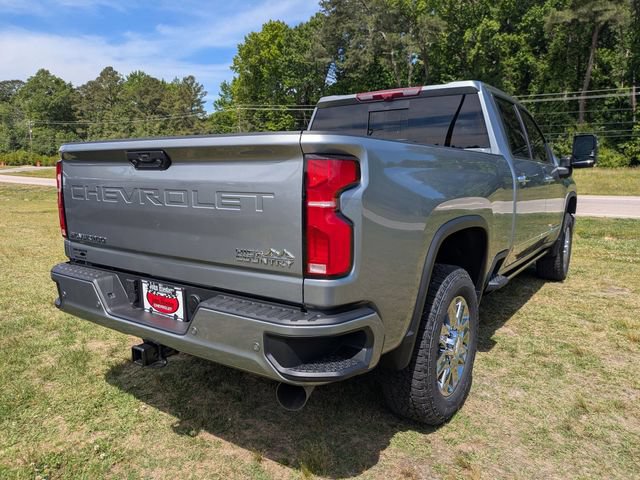 New 2026 Chevrolet Silverado 2500 High Country w/ Technology Package AWD/4WD image 2