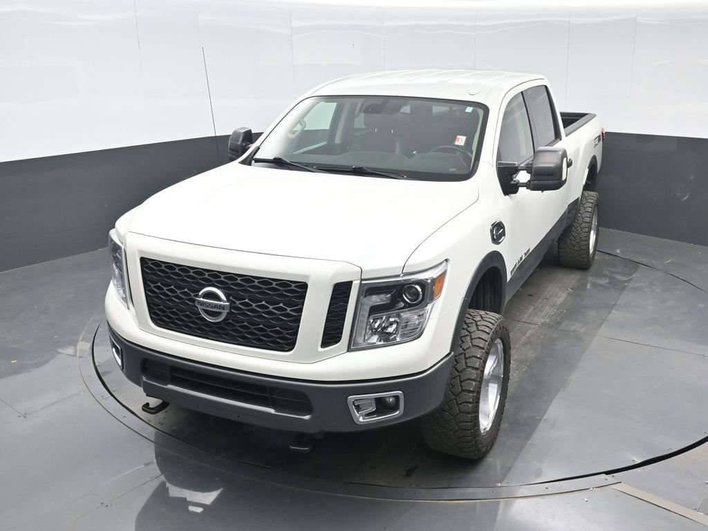 Used 2019 Nissan Titan PRO-4X image 24