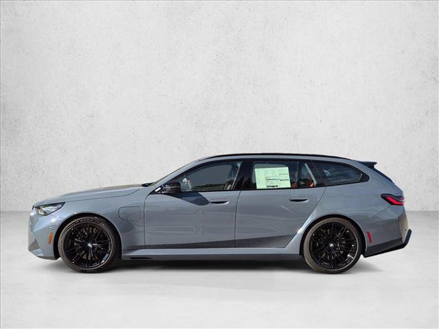 New 2027 BMW M5 Touring AWD/4WD image 5