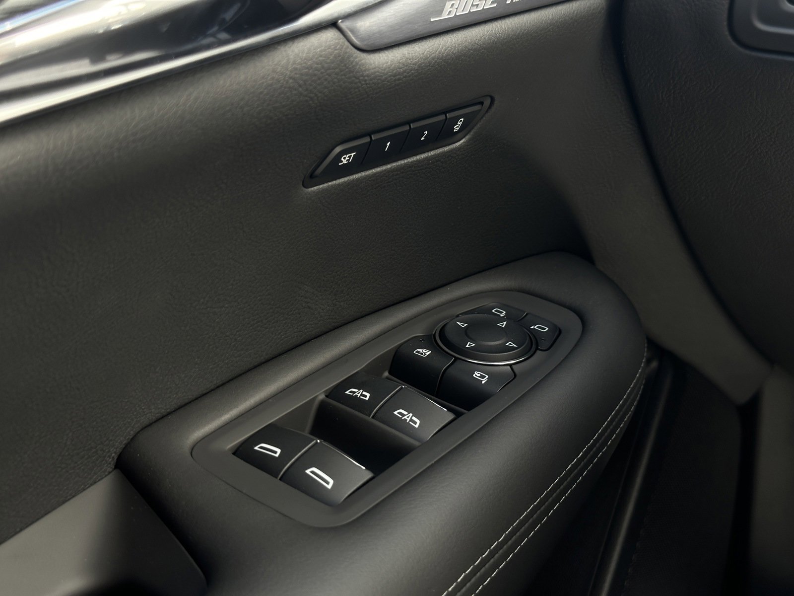 New 2025 Cadillac XT6 Premium Luxury w/ Platinum Package image 28