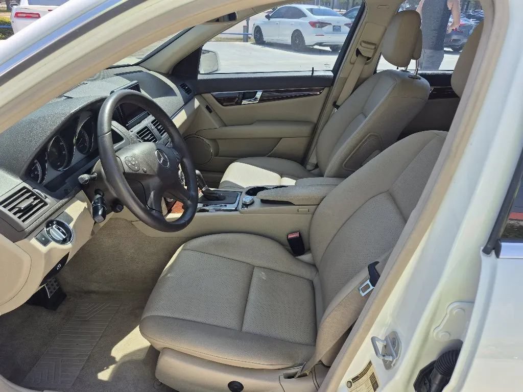 Used 2011 Mercedes-Benz C 300 4MATIC Sedan w/ Multimedia Pkg image 13