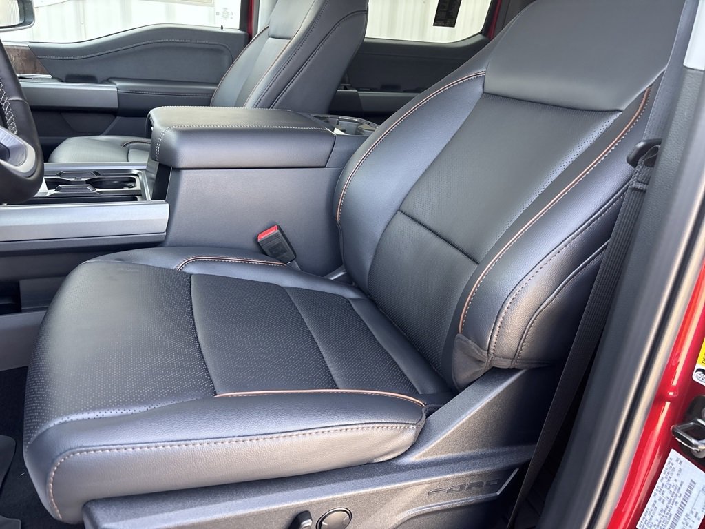 New 2026 Ford F350 Lariat image 30