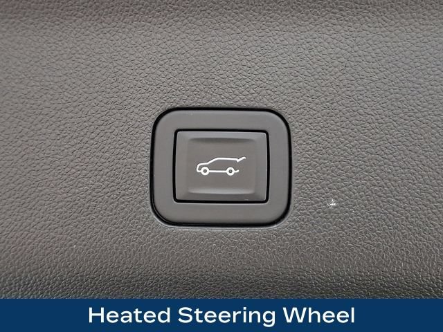 Used 2025 Chevrolet Tahoe High Country AWD/4WD image 39