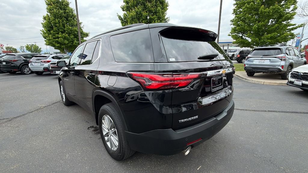 Used 2023 Chevrolet Traverse LT FWD image 6