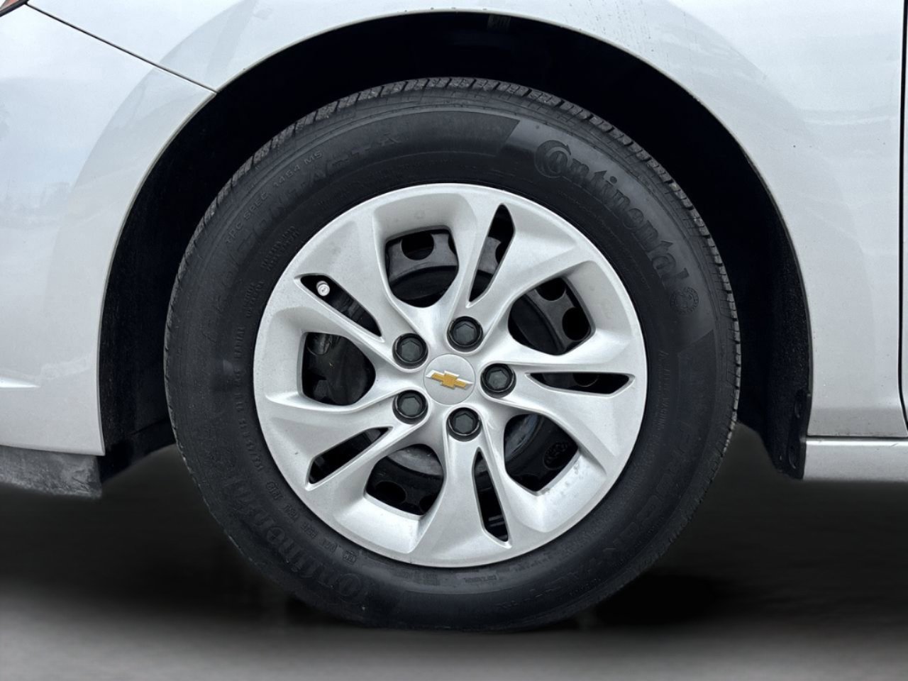 Used 2019 Chevrolet Cruze LS w/ LS Fleet Convenience Package FWD image 30