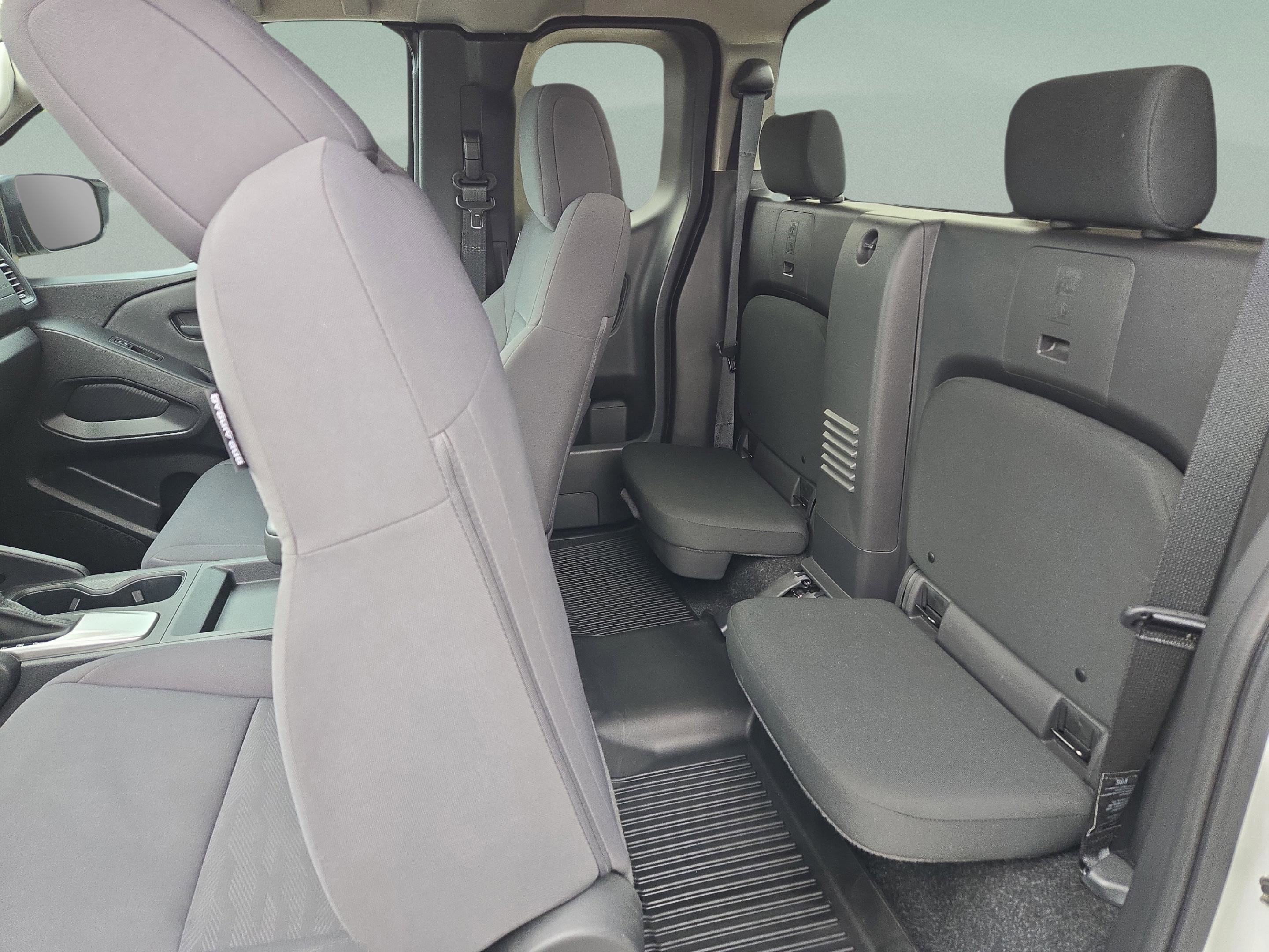 Used 2023 Nissan Frontier S image 22