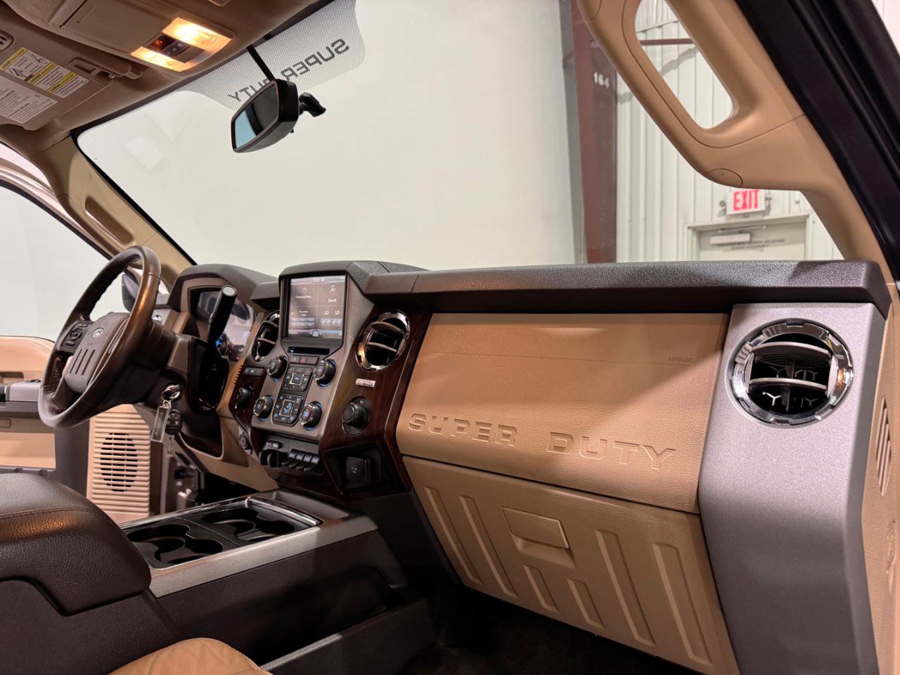 Used 2014 Ford F250 Lariat w/ Lariat Ultimate Package image 11