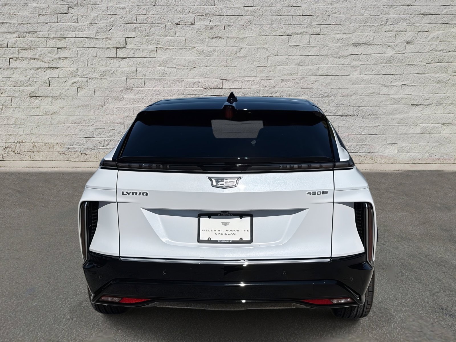 New 2026 Cadillac Lyriq Luxury image 6