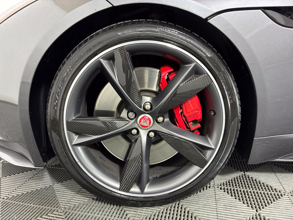 Used 2017 Jaguar F-TYPE R AWD/4WD image 8