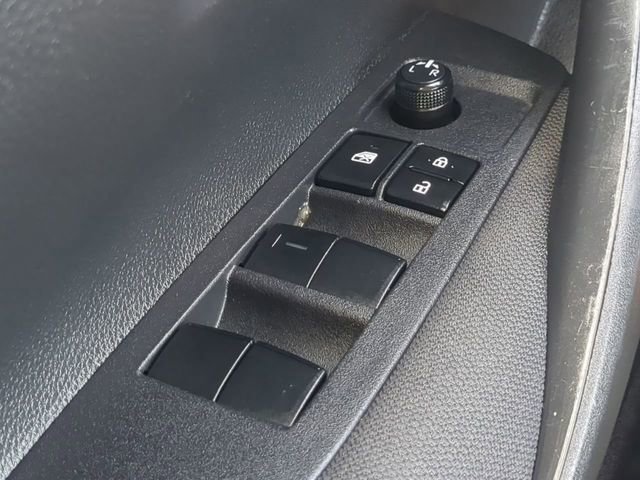 Certified 2025 Toyota Corolla LE image 21