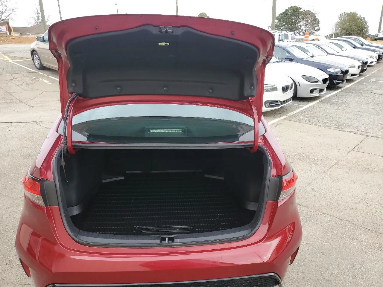 Used 2022 Toyota Corolla SE FWD image 42