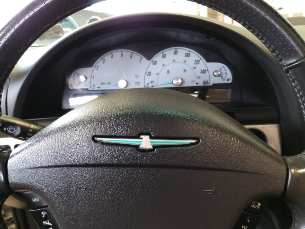 Used 2002 Ford Thunderbird Deluxe image 15