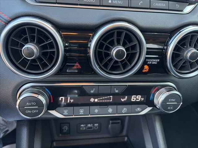 Certified 2025 Nissan Sentra SR image 17