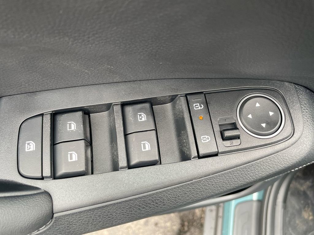 Used 2026 Kia Seltos S image 40