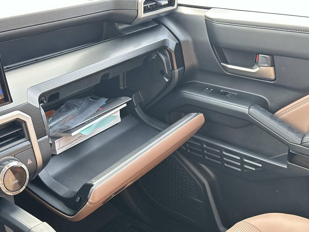 New 2026 Toyota 4Runner Limited AWD/4WD image 32