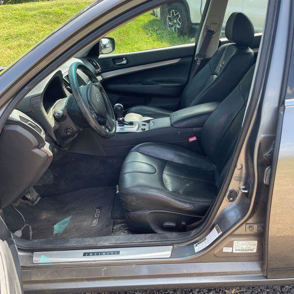 Used 2013 INFINITI G37 Journey w/ Premium Pkg image 16