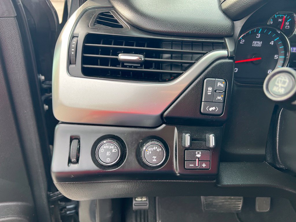 Used 2019 Chevrolet Tahoe LT AWD/4WD image 43