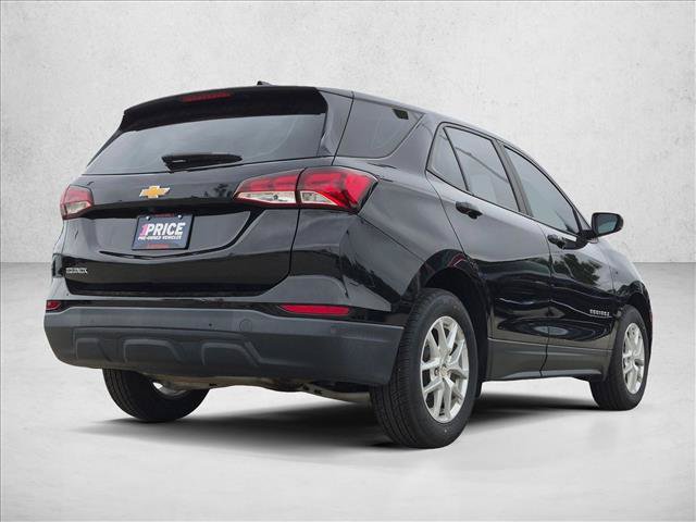 Used 2023 Chevrolet Equinox LS FWD image 4