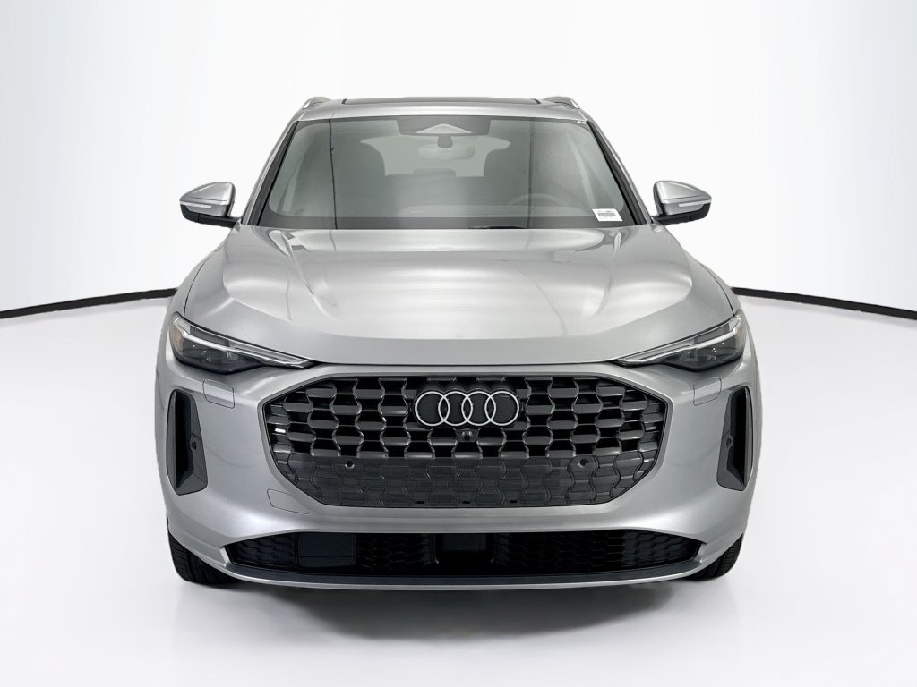 Used 2026 Audi Q5 Premium Plus AWD/4WD image 2