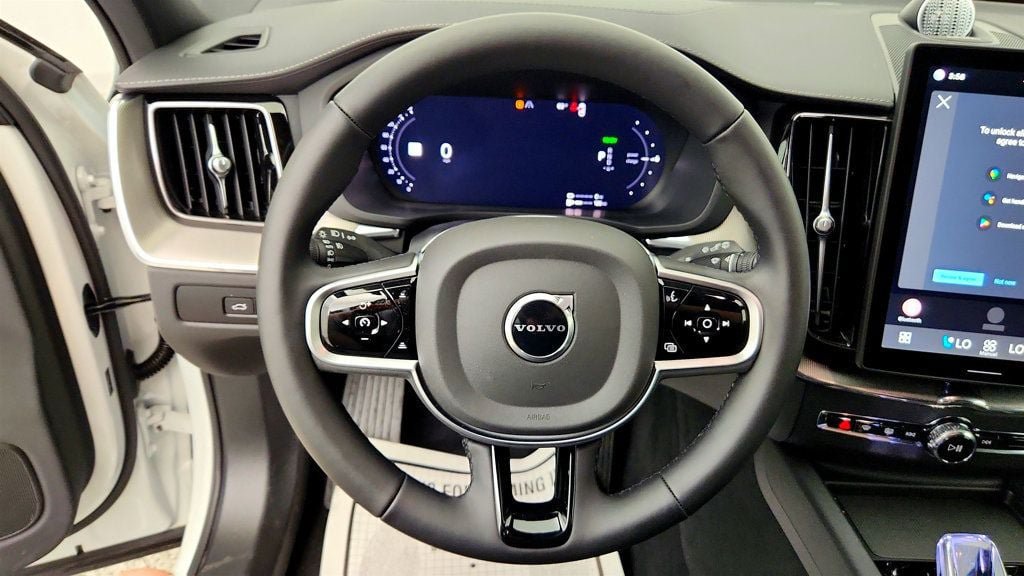 Used 2026 Volvo XC60 T8 Ultra w/ Climate Package AWD/4WD image 13