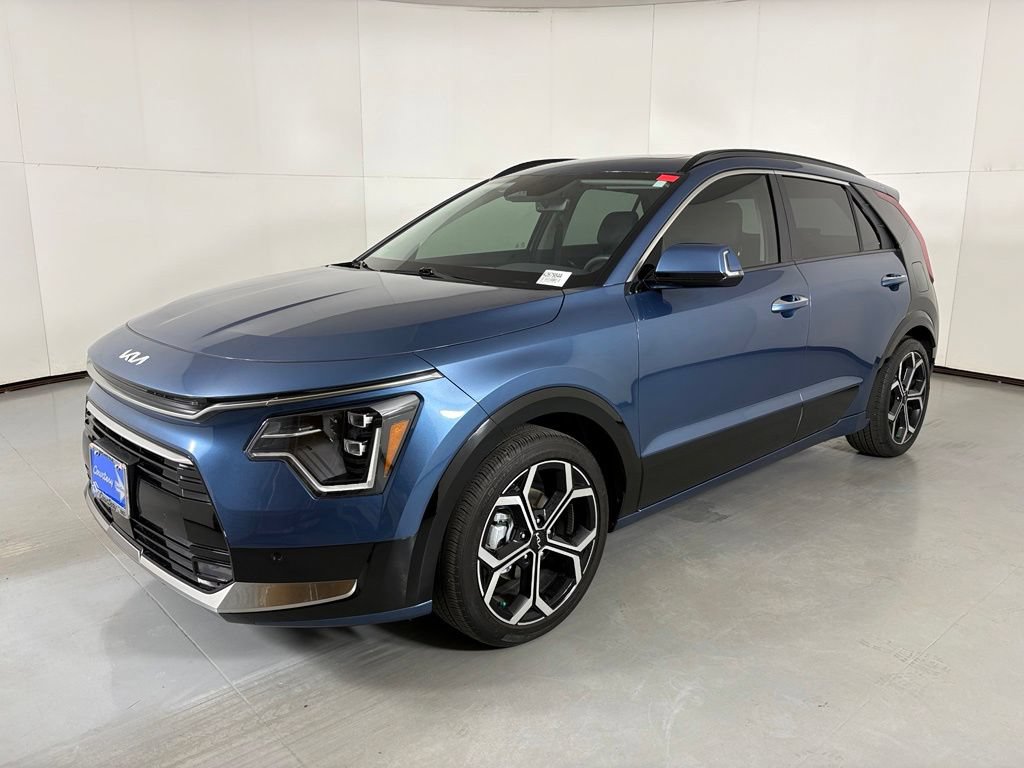 Used 2024 Kia Niro SX Touring FWD image 4