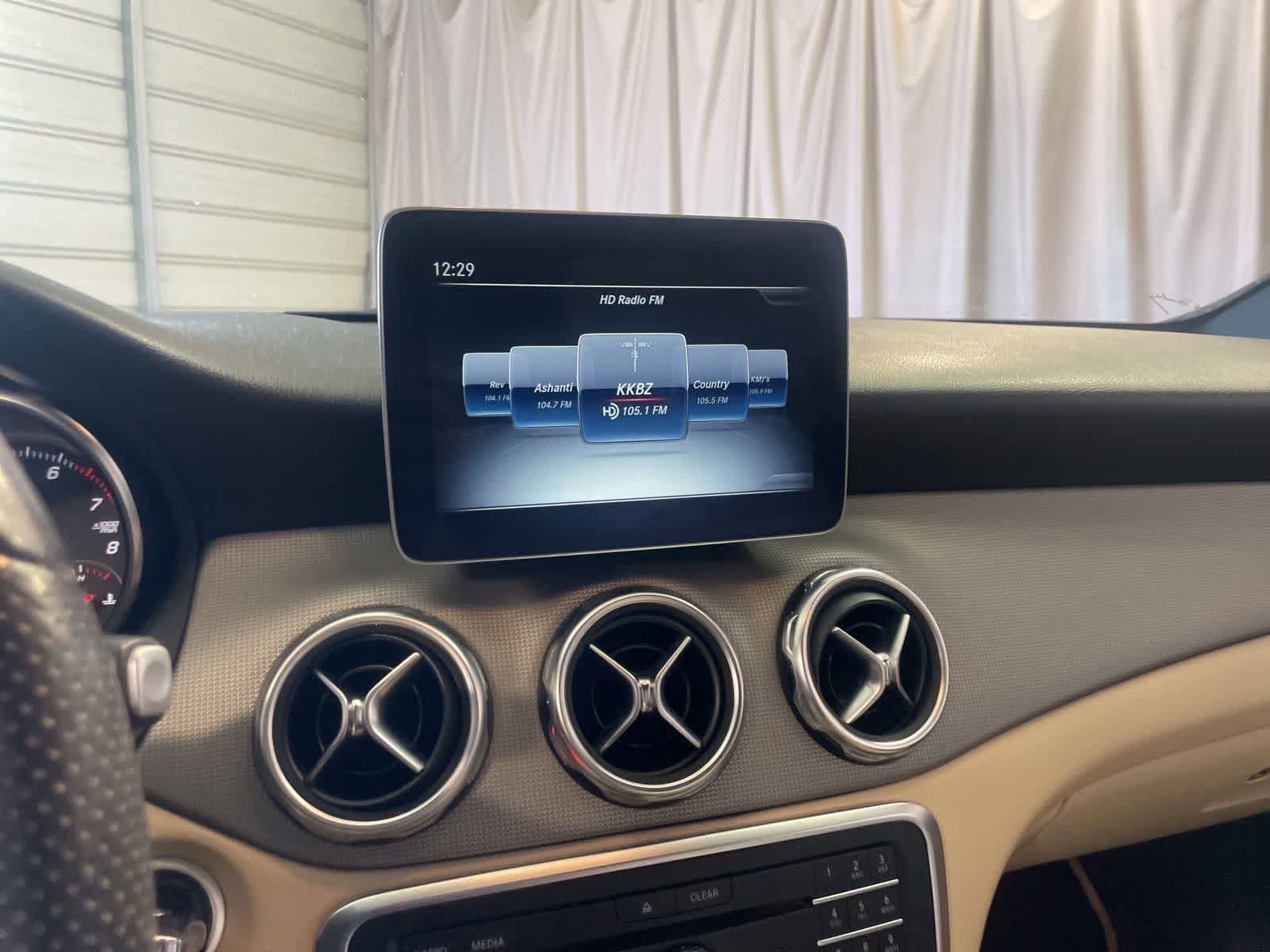 Used 2020 Mercedes-Benz GLA 250 image 22