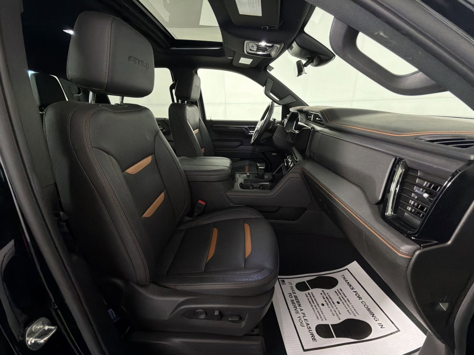 Used 2024 GMC Sierra 1500 AT4 w/ Technology Package image 28