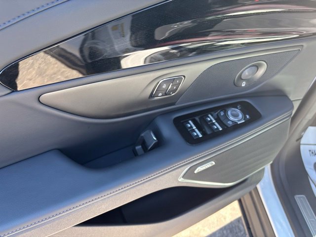 New 2026 Lincoln Nautilus Reserve w/ Jet Appearance Package AWD/4WD image 12