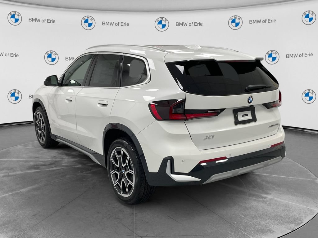 New 2026 BMW X1 xDrive28i w/ Technology Package AWD/4WD image 2