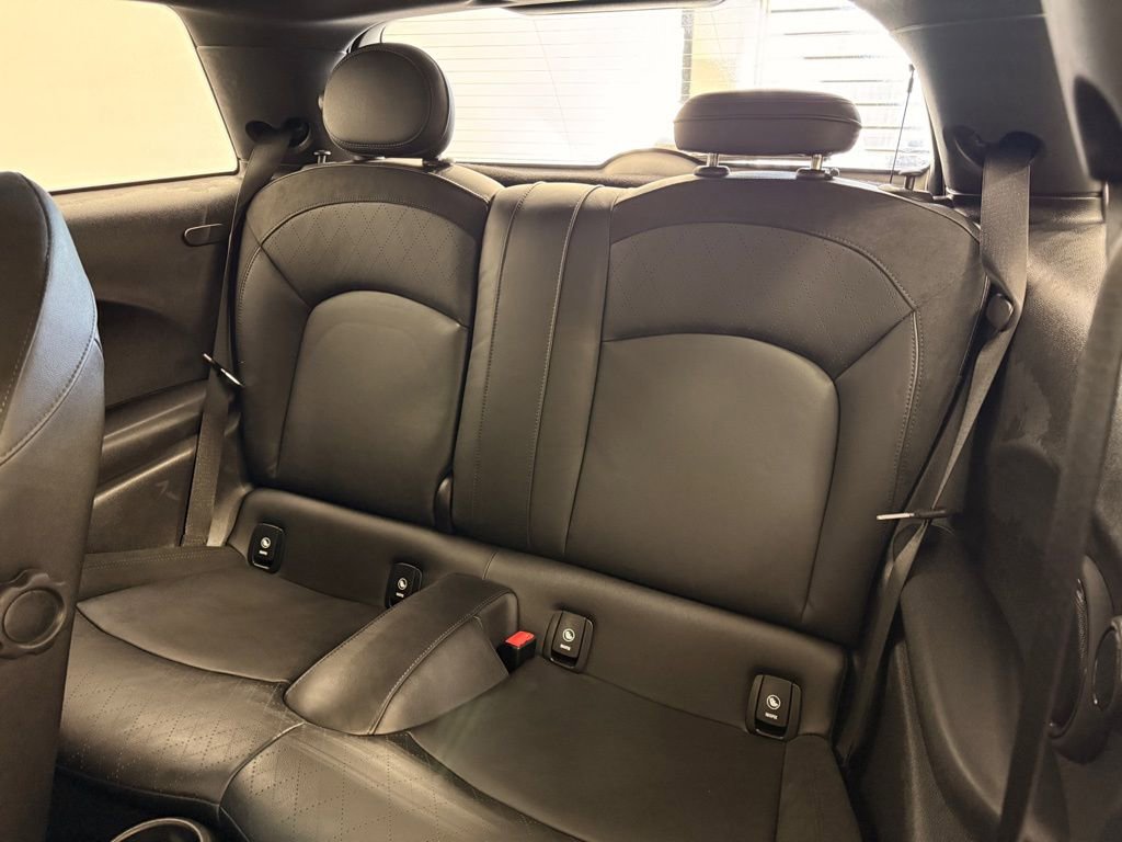 Certified 2024 MINI Cooper SE image 21