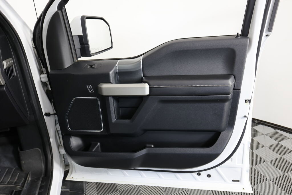 Used 2017 Ford F150 Lariat w/ Equipment Group 502A Luxury AWD/4WD image 26
