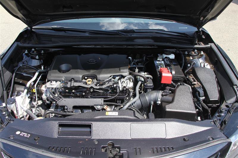 Used 2022 Toyota Camry SE w/ Cold Weather Package FWD image 10