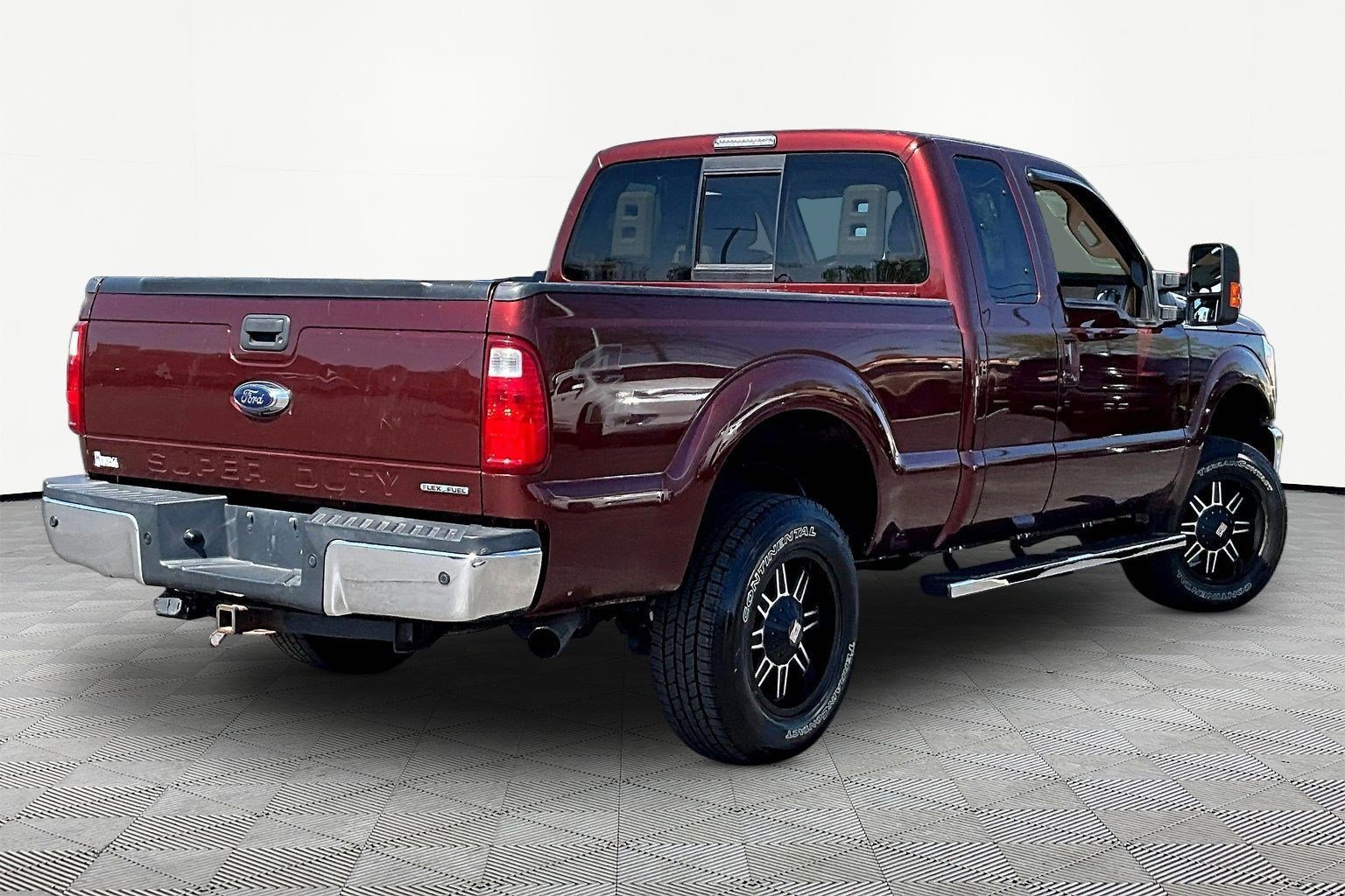 Used 2016 Ford F250 Lariat w/ Lariat Interior Package image 6