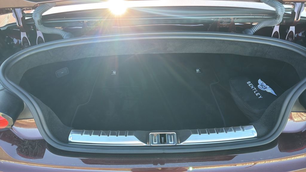 Used 2020 Bentley Continental GT image 36
