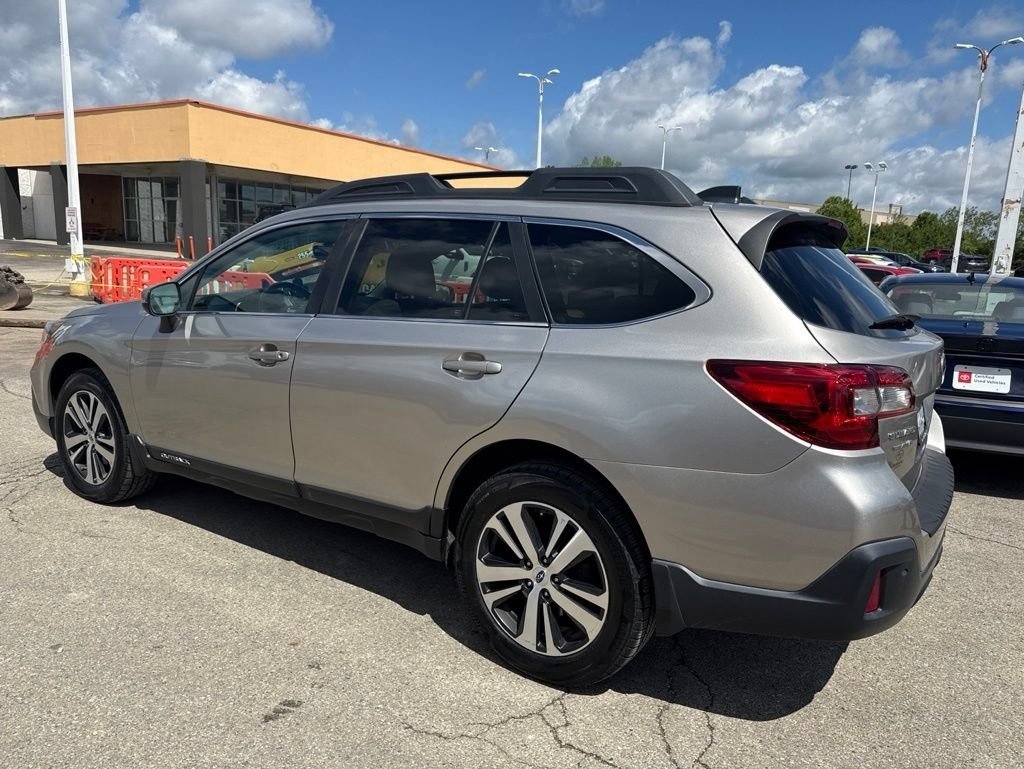 Used 2019 Subaru Outback 2.5i Limited w/ Popular Package #2 AWD/4WD image 8