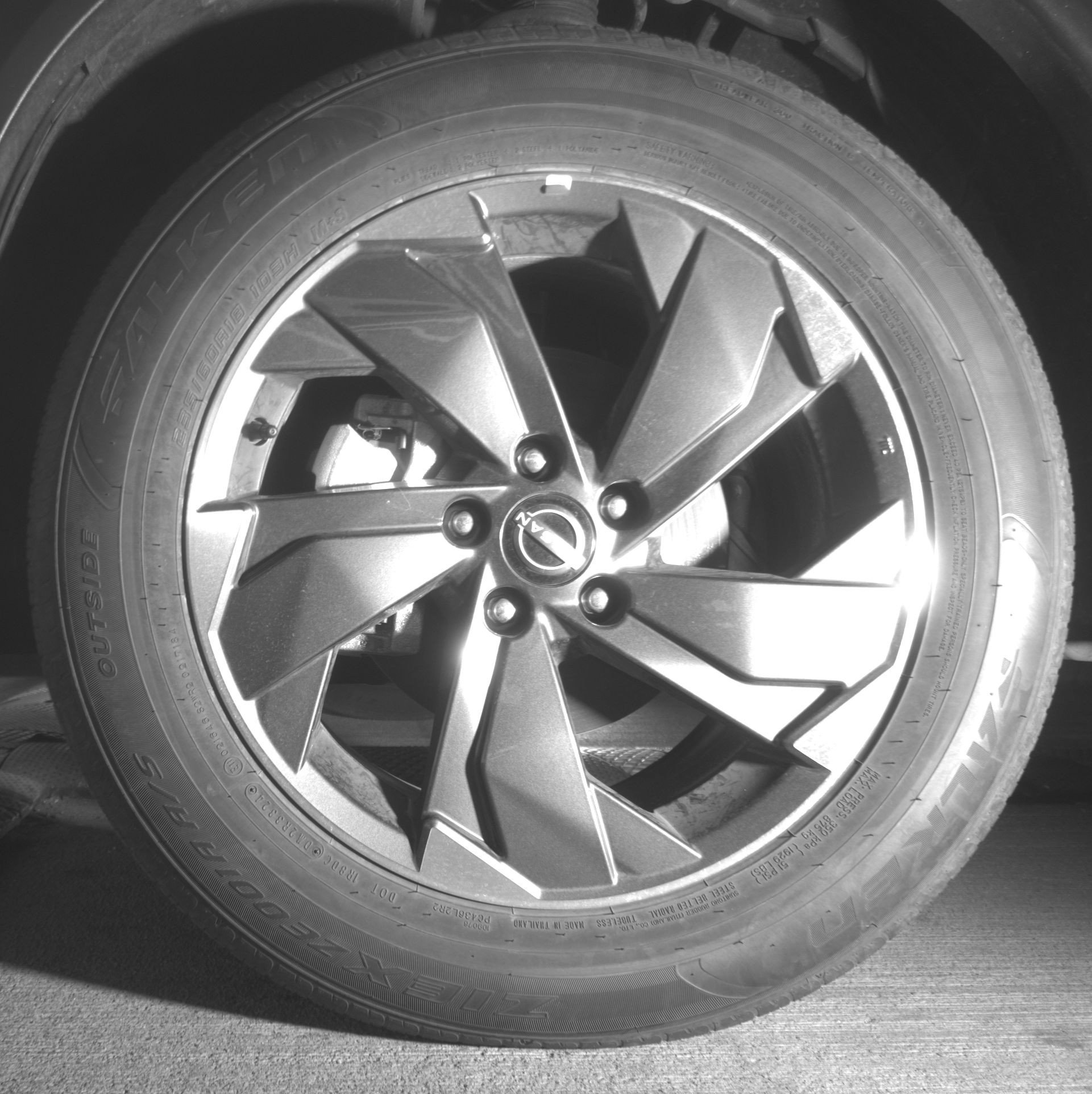 Used 2025 Nissan Rogue SV image 12