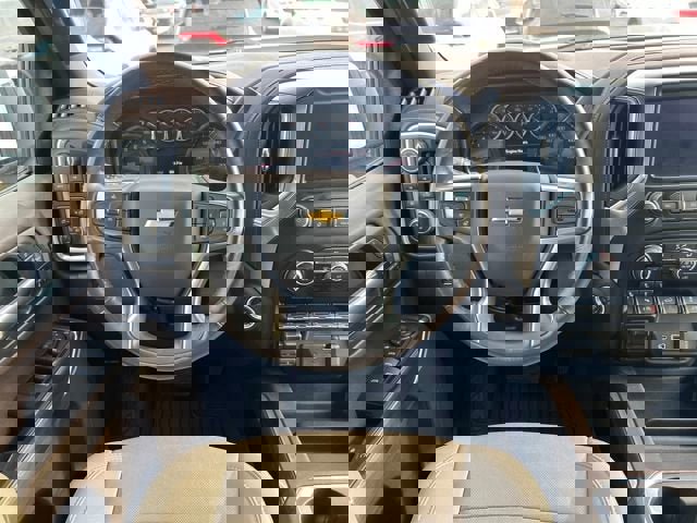 Used 2021 Chevrolet Silverado 1500 LTZ w/ Z71 Off-Road Package image 14